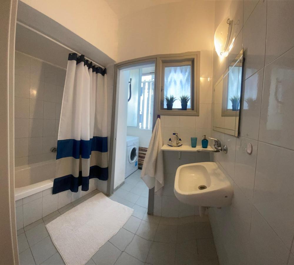 Apartment Oskar Beach Bat Yam Eksteriør bilde