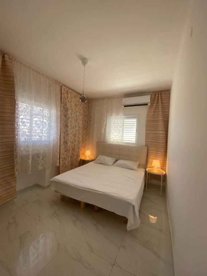 Apartment Oskar Beach Bat Yam Eksteriør bilde