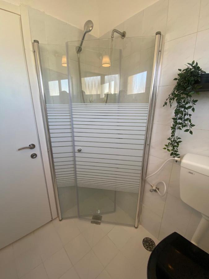 Apartment Oskar Beach Bat Yam Eksteriør bilde