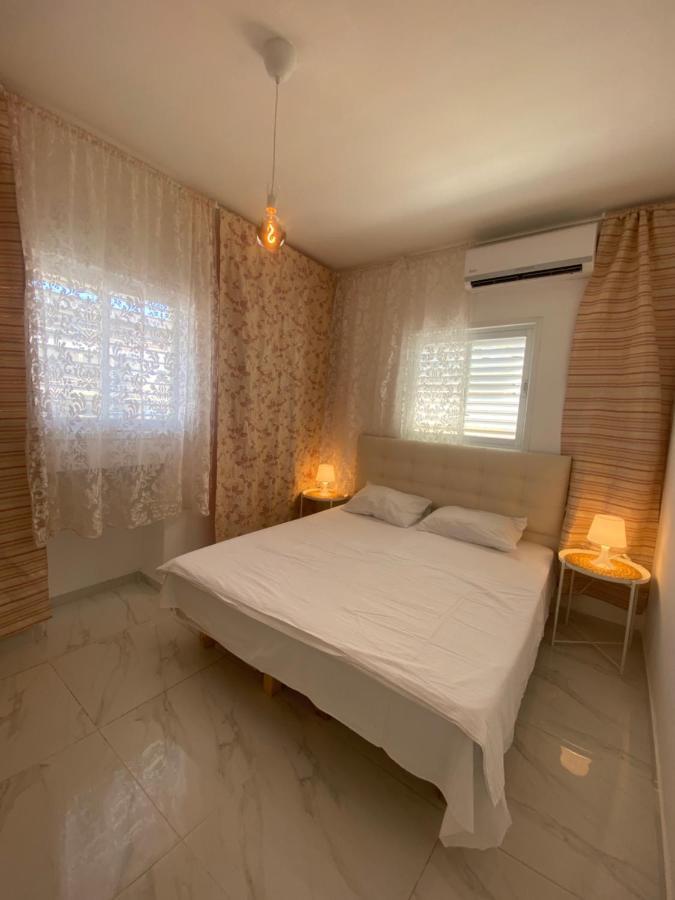 Apartment Oskar Beach Bat Yam Eksteriør bilde